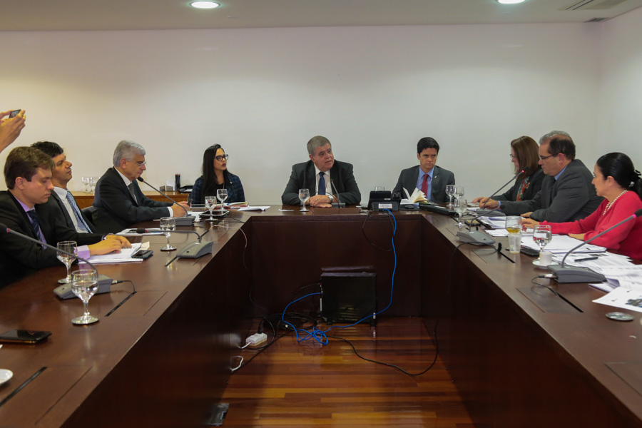 SOLUÇÃO PARA REABERTURA DO PORTO DE GUAJARÁ-MIRIM É DISCUTIDA EM REUNIÃO ENTRE OS GOVERNOS FEDERAL E DE RONDÔNIA - News Rondônia