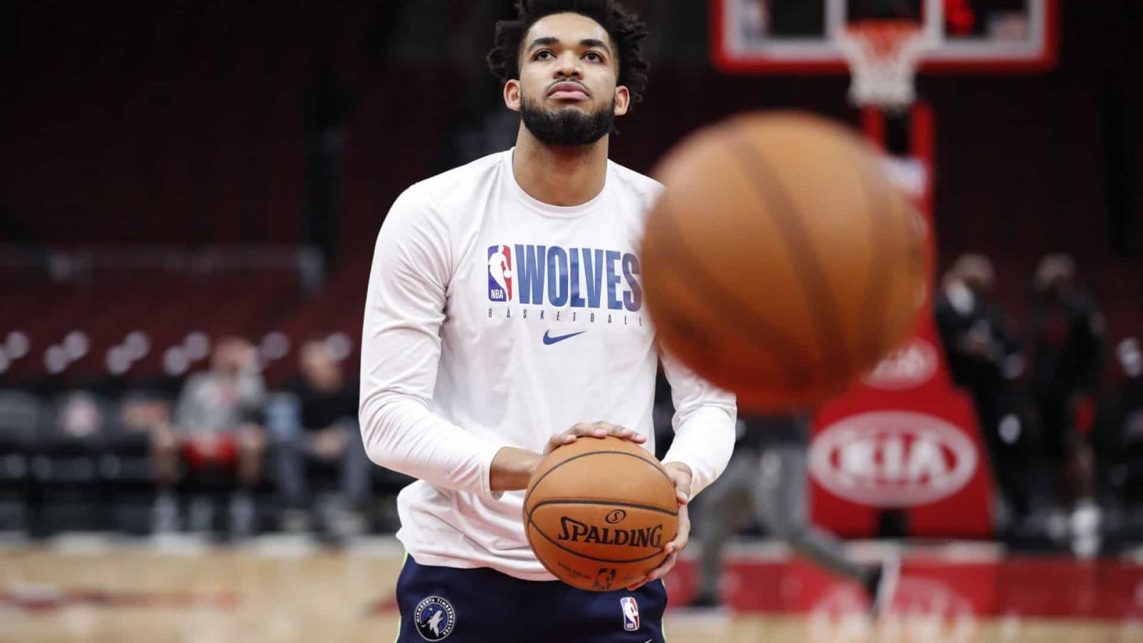 COM MÃE EM COMA POR COVID-19 ASTRO DA NBA ALERTA: DOENÇA É REAL - News Rondônia