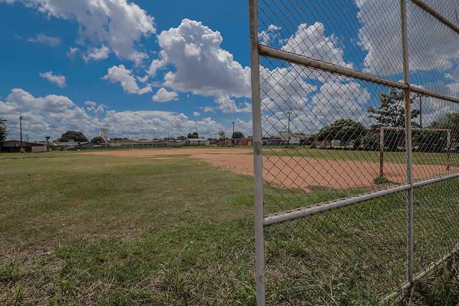 ESPAÇO PÚBLICO - Prefeitura regulariza Campo do Abobrão, no bairro Cohab - News Rondônia
