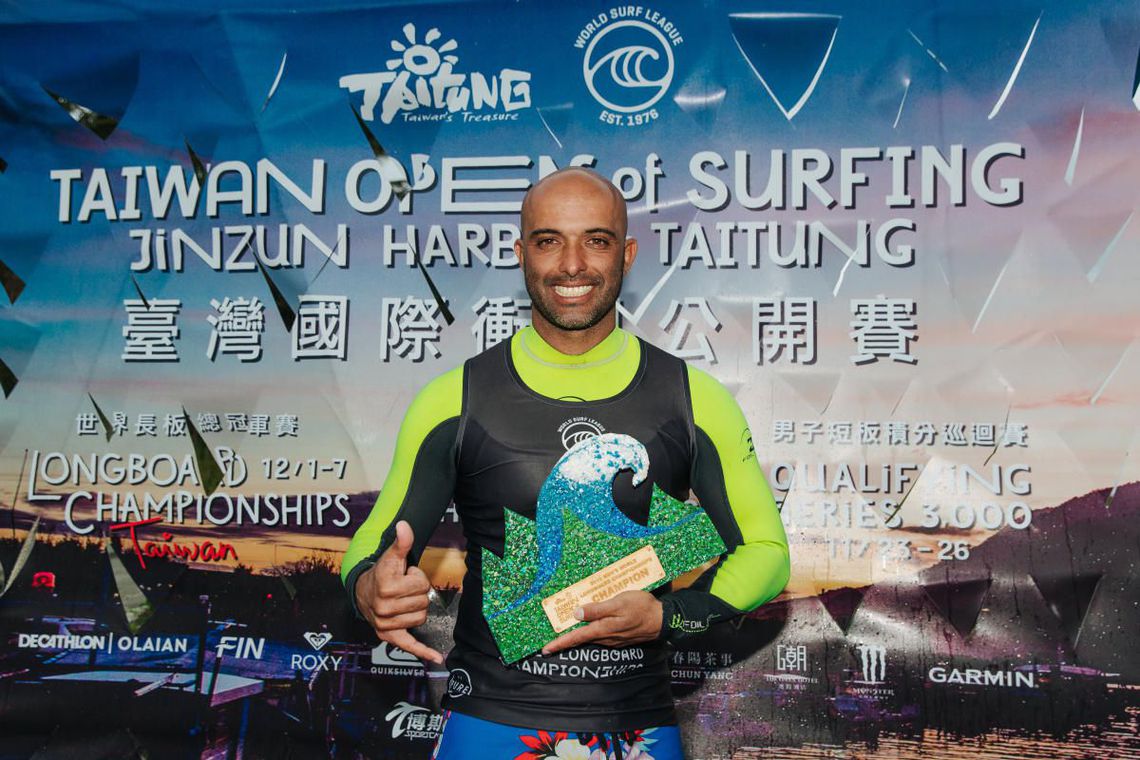BRASILEIRO CONQUISTA ÚLTIMA ETAPA DO CIRCUITO MUNDIAL DE LONGBOARD - News Rondônia