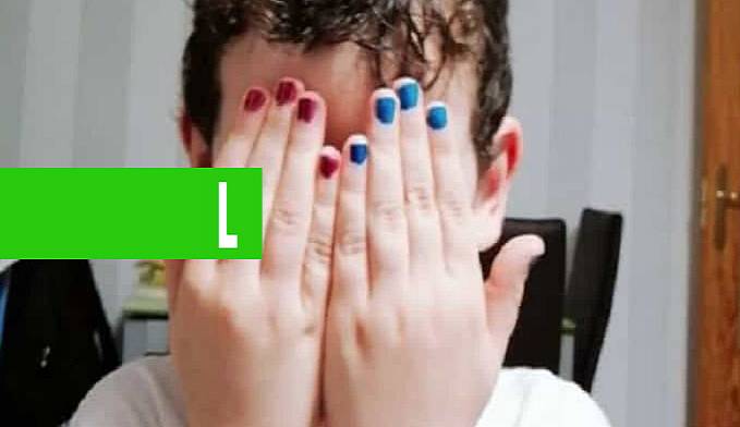 MENINO CRITICADO POR PINTAR AS UNHAS RECEBE APOIO INCRÍVEL NA INTERNET - News Rondônia