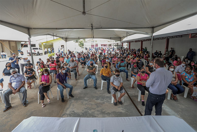 VALORIZAÇÃO - Prefeitura entrega 320 títulos definitivos após trabalho de regularização fundiária - News Rondônia
