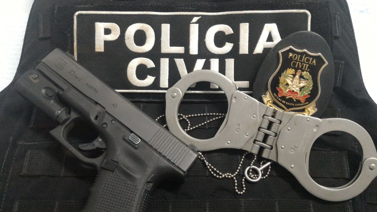 PC FLAGRA ESQUEMA DE NOTAS FRIAS EMITIDAS POR 'EMPRESA LARANJA' EM MT - News Rondônia