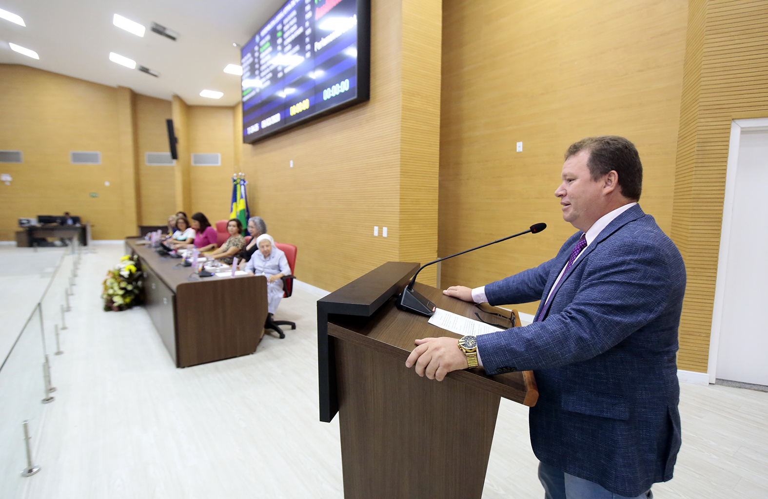 DR NEIDSON COMANDA SESSÃO SOLENE EM HOMENAGEM AO DIA INTERNACIONAL DA MULHER - News Rondônia
