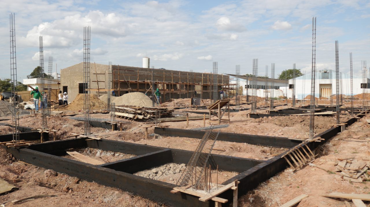 Mesmo com a pandemia, obra de reforma e ampliação do Cemetron continua acelerada e dentro do cronograma - News Rondônia