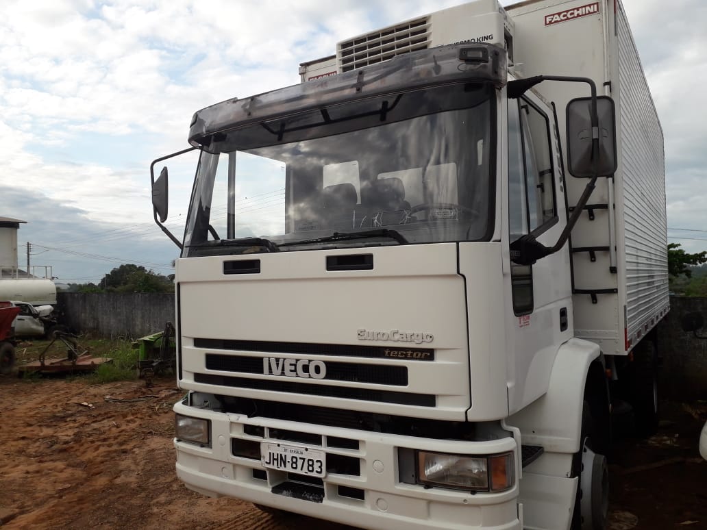 GOVERNO ENTREGA CAMINHÃO BAÚ FRIGORÍFICO AO MUNICÍPIO DE URUPÁ PARA FORTALECIMENTO DA PISCICULTURA LOCAL - News Rondônia