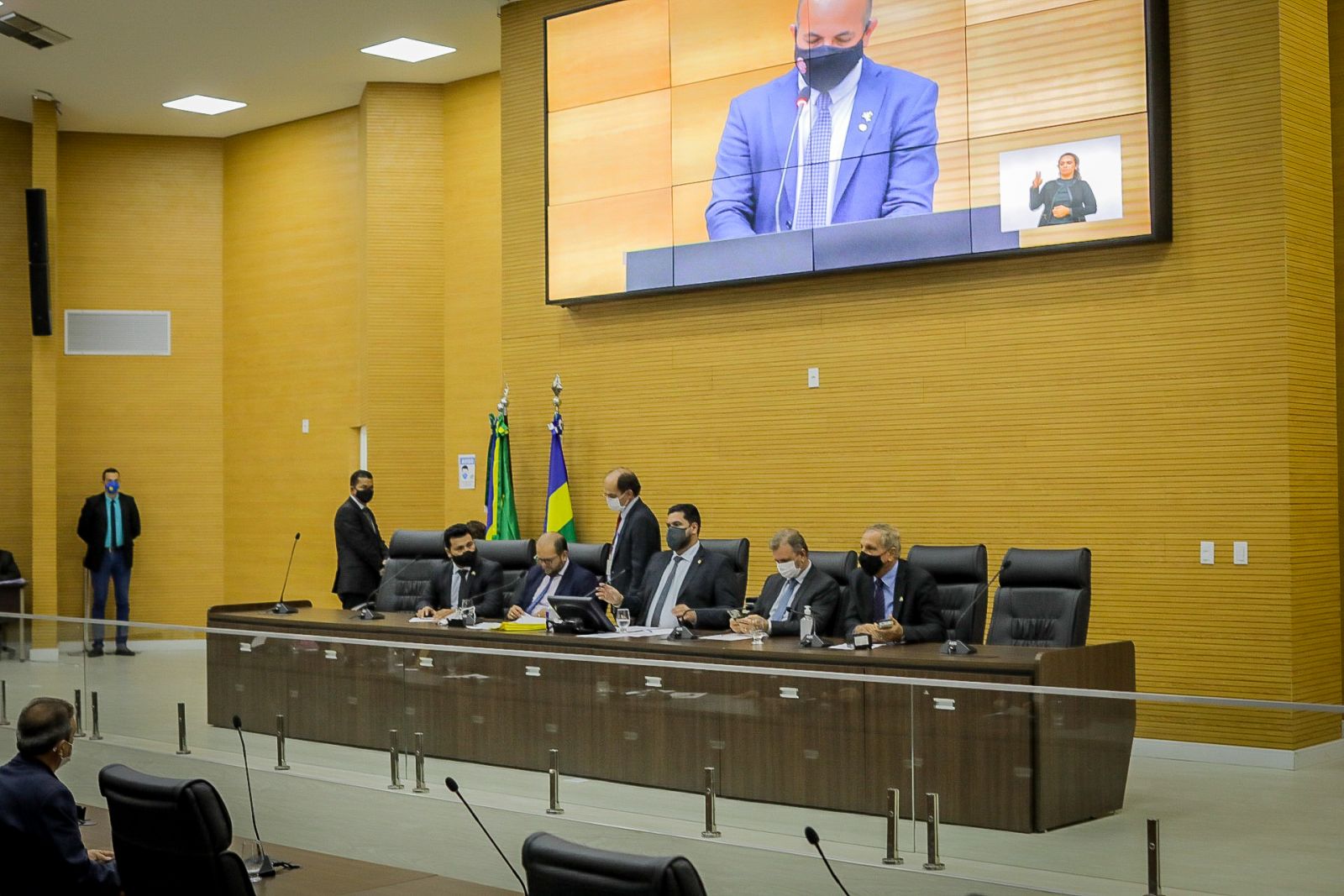Parlamentares aprovam matérias durante sessão ordinária na Assembleia Legislativa - News Rondônia