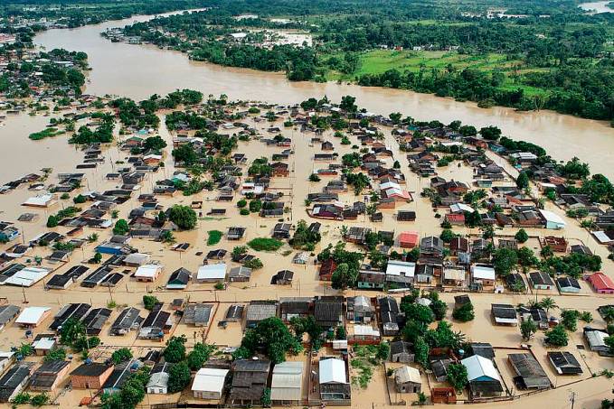 Imagens mostram estrago causado pelo transbordamento do Rio Iaco em Sena Madureira; 20 mil afetados - News Rondônia