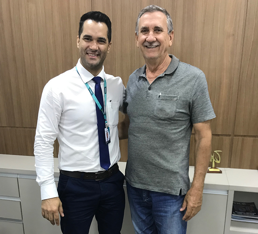 COLUNA SOCIAL MARISA LINHARES: BAILE DO HAVAI NO CACOAL SELVA PARK - News Rondônia