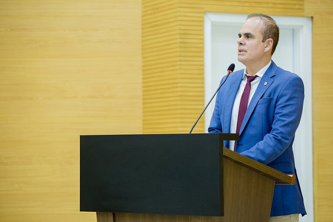 ALERO aprova projeto de nº 32/2023 que institui a obrigatoriedade de policiamento ostensivo específico nas imediações das escolas em Rondônia de autoria do Deputado Alan Queiroz - News Rondônia