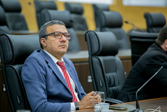 Deputado Alex Silva entrega minibus para a Paróquia São Luiz Gonzaga em Porto Velho - News Rondônia
