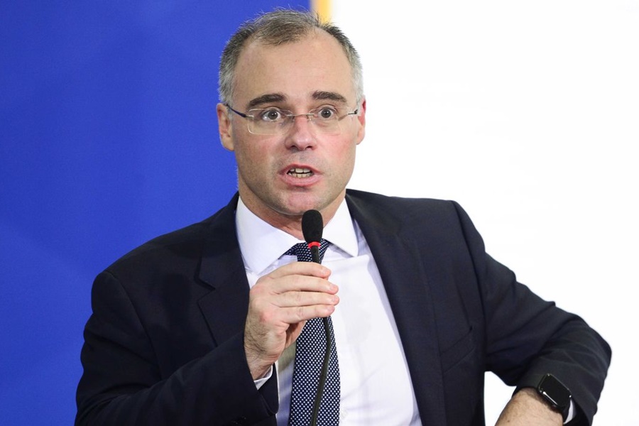 Mendonça retira suspensão de julgamento com impacto de R$ 90 bi no STJ - News Rondônia