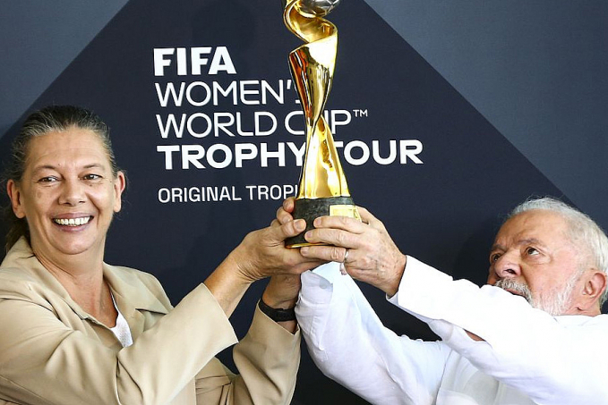 Lula declara apoio para Brasil sediar Copa de Futebol Feminino em 2027 - News Rondônia