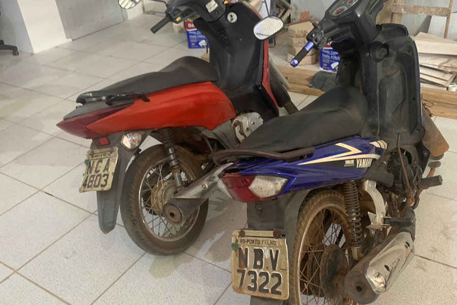 Ladrão de moto é preso com veículo escondido dentro do quarto - News Rondônia