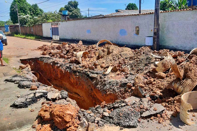 Vereador Aleks Palitot tem pedido atendido para serviço de drenagem na rua Mackenzie - News Rondônia
