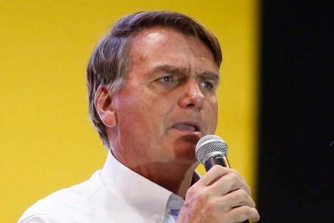 Bolsonaro promete derrubar canetada de Fachin sobre armas se reeleito - News Rondônia