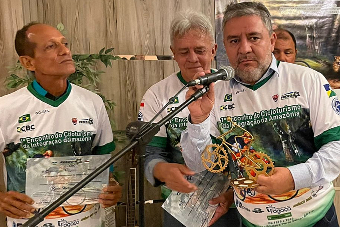 Fogaça recebe homenagem de Federação de Ciclismo de Rondônia pelos serviços prestados ao esporte - News Rondônia