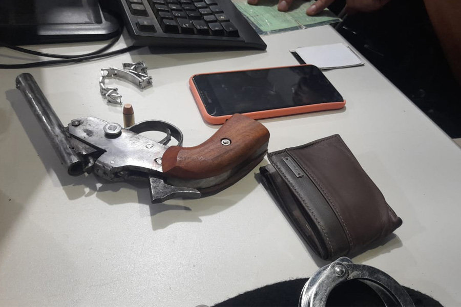 Adolescente de 14 anos é apreendido após roubo e troca de tiros com a PM na zona leste - News Rondônia