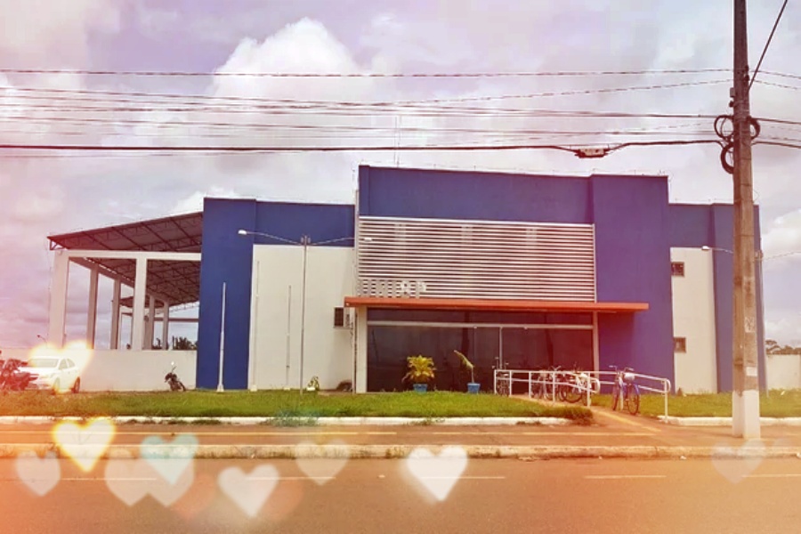 Digital Influencer puxa a faca para homem e sobra até para o delegado - News Rondônia