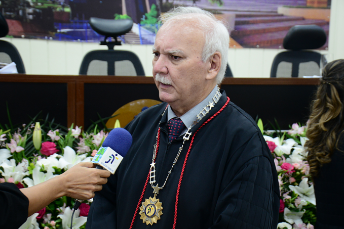 Desembargador Osmar J. Barneze completa 30 anos de magistratura - News Rondônia