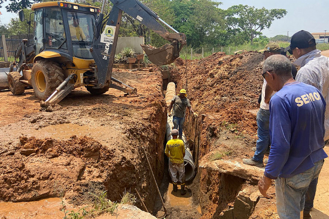 BAIRRO AEROCLUBE: Semob realiza drenagem e recapeamento a pedido do vereador Edimilson Dourado - News Rondônia