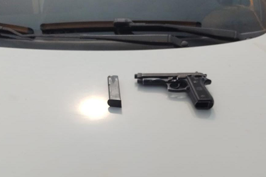 EM FAMÍLIA: Casal de irmãos é preso com pistola em veículo na Estrada da Penal - News Rondônia