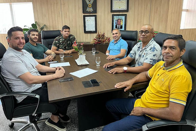 Vereadores de Rio Crespo discutem demandas na presidência da Assembleia Legislativa - News Rondônia