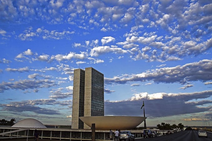 Arcabouço fiscal: relator inclui gatilho para descumprimento de regras - News Rondônia