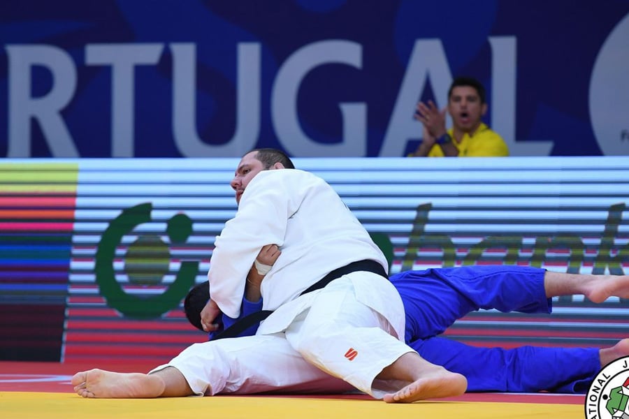 Baby vence duelo brasileiro e leva bronze no Grand Prix de Almada - News Rondônia