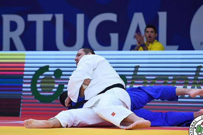 Baby vence duelo brasileiro e leva bronze no Grand Prix de Almada - News Rondônia