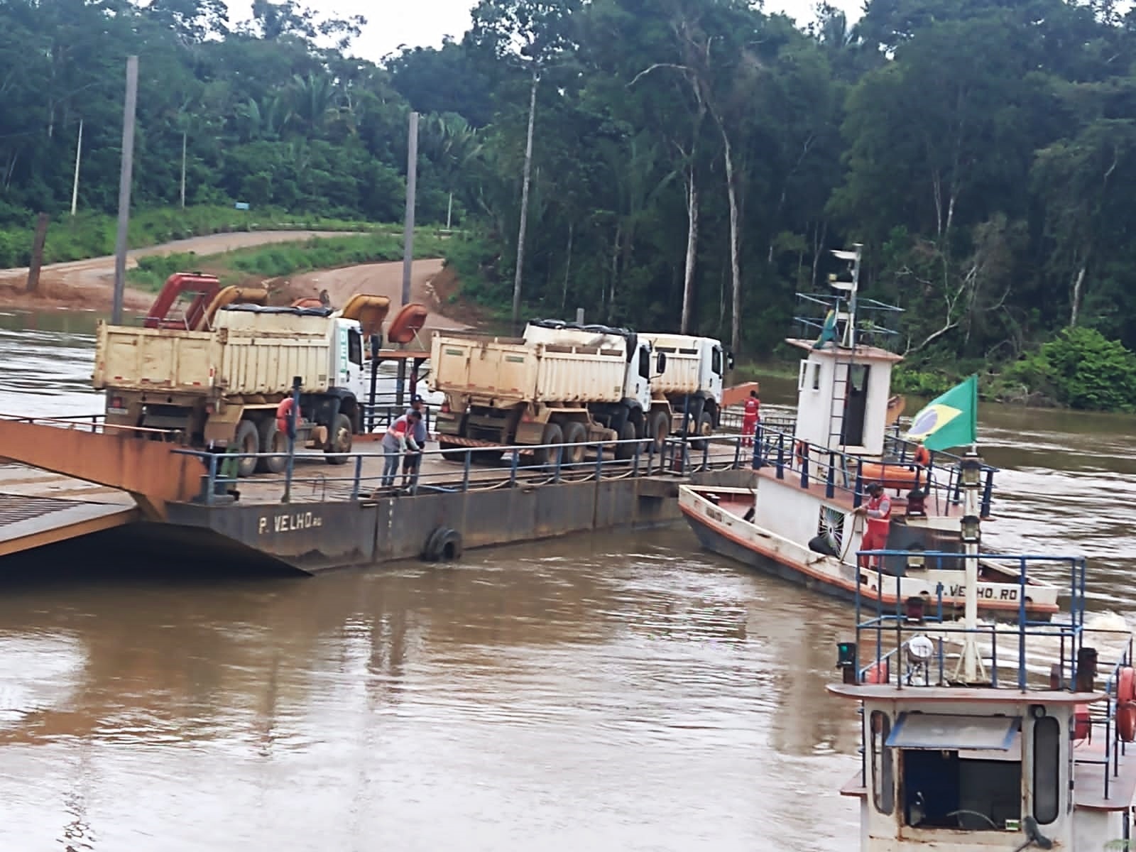 Deputado Delegado Camargo exige que empresa que atrasou obra da ponte pague a balsa a partir de abril - News Rondônia