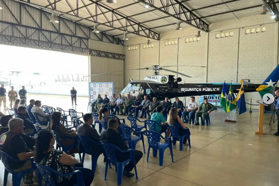 Deputado Estadual, Alex Silva, participa de cerimônia de passagem de chefia na sede do Núcleo de Operações Aéreas - News Rondônia