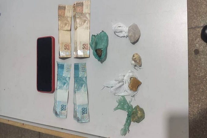 Flagrado com drogas, autônomo diz que estava no tráfico para complementar renda e sustentar a amásia - News Rondônia