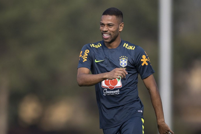 Renan Lodi troca Atlético de Madrid pelo Nottingham Forest - News Rondônia