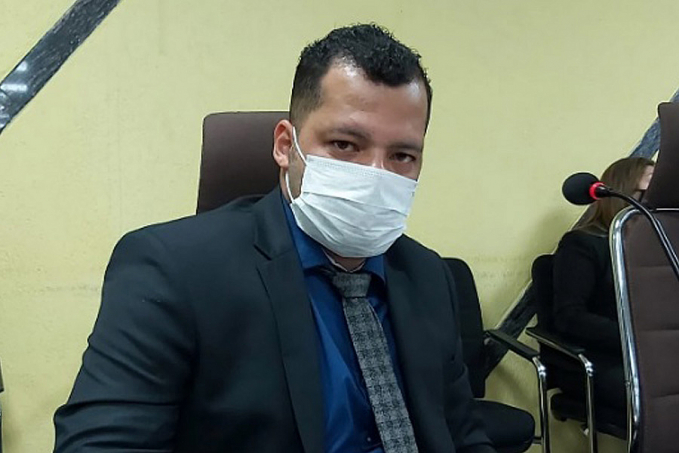 Vereador Edevaldo Neves tem pedido atendido para serviço de revitalização de pontos de iluminação no bairro Três Marias - News Rondônia
