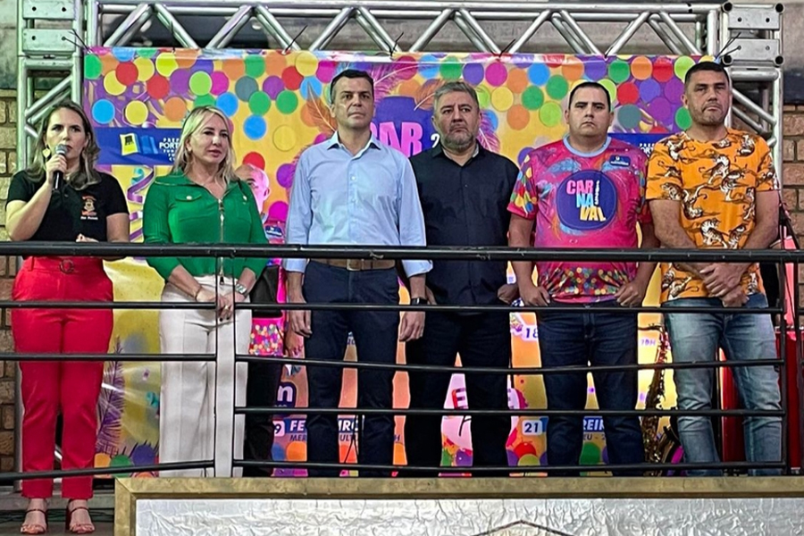 VAI QUEM QUER - Imprensa e convidados prestigiam lançamento da camisa e tema da Banda deste ano - News Rondônia