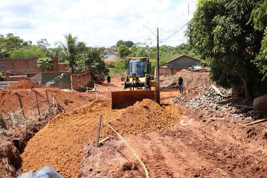 DER avança na obra de pavimentação de rua Mário Quintana, no município de Cacoal - News Rondônia