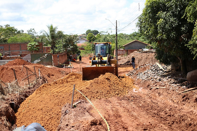 DER avança na obra de pavimentação de rua Mário Quintana, no município de Cacoal - News Rondônia