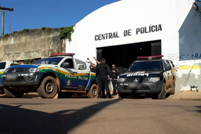 MOTIVO BANAL - Adolescente é esfaqueado durante festa em clube de distrito em Porto Velho - News Rondônia