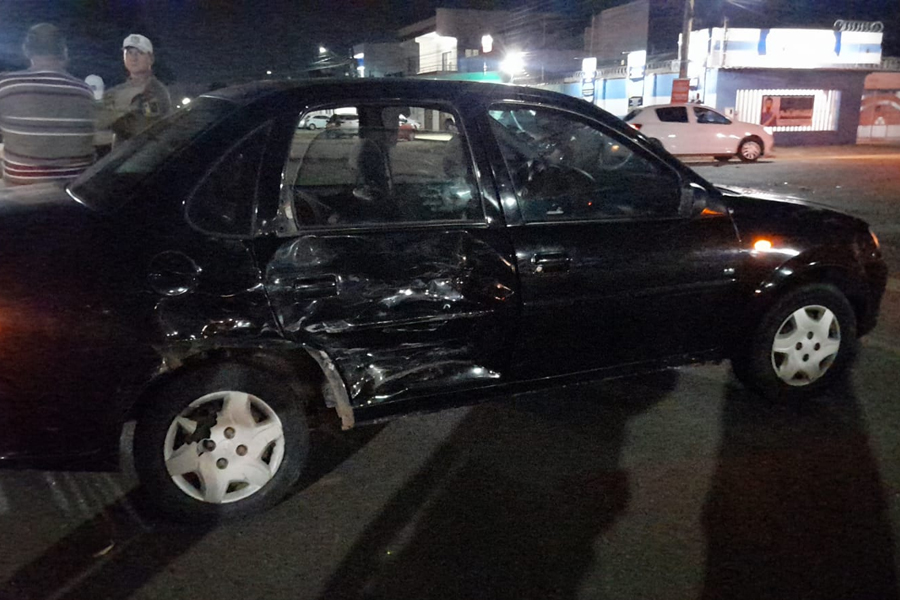 Acidente entre carros deixa criança lesionada em cruzamento no centro da capital - News Rondônia