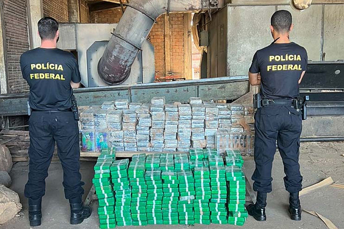 Em Vilhena, Polícia Federal incinera mais de 650Kg de drogas - News Rondônia