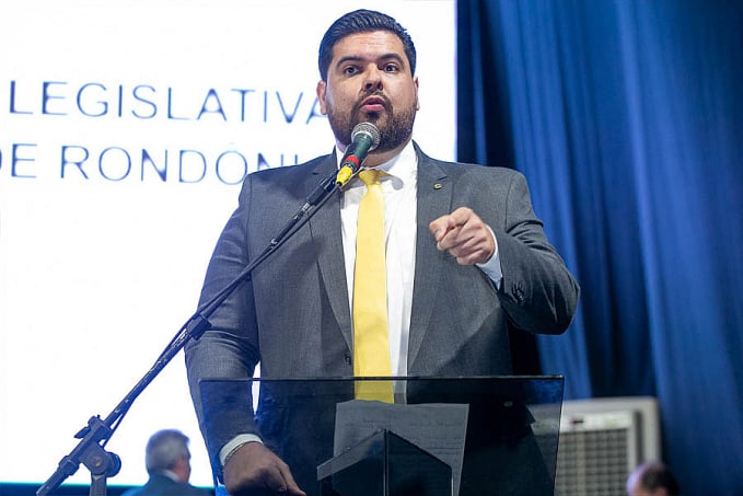 Jean Oliveira toma posse e destaca importância de representar a população - News Rondônia