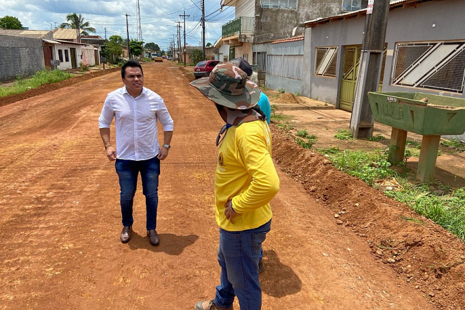 Semob inicia asfaltamento de ruas no Bairro Cohab a pedido do vereador Edimilson Dourado - News Rondônia