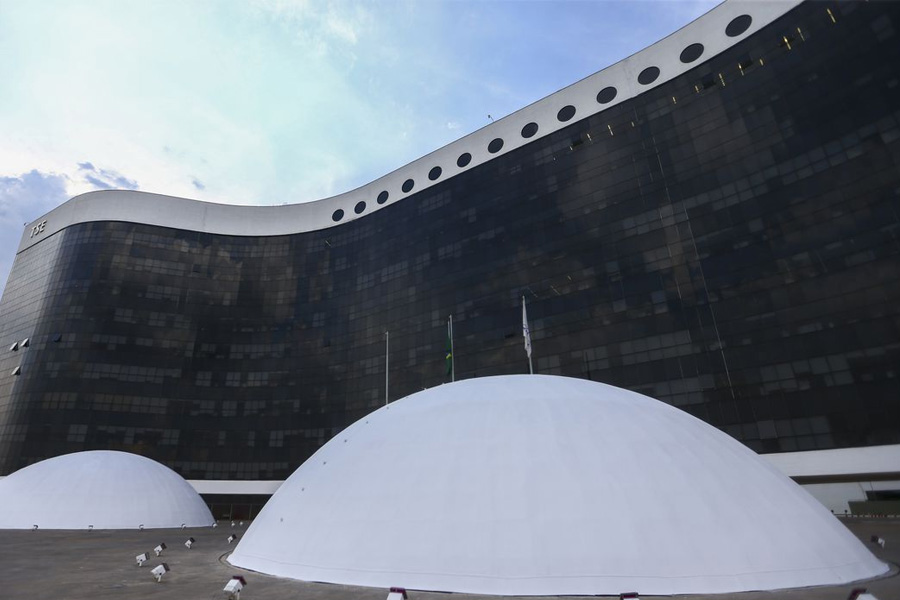 Forças Armadas inspecionam código-fonte de urna eletrônica no TSE - News Rondônia