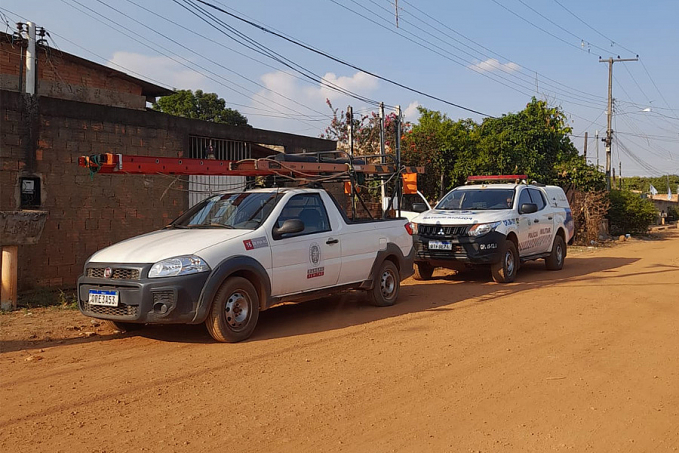 Equipe da Energisa é presa extorquindo casal para não cortar energia - News Rondônia