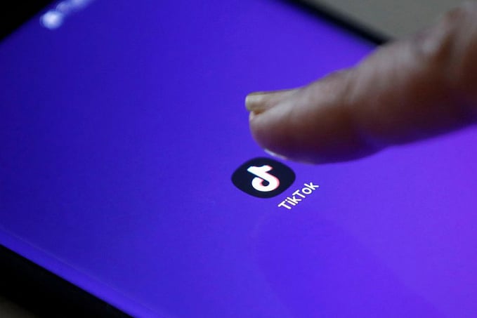 França proíbe aplicativos em celulares de trabalho - News Rondônia