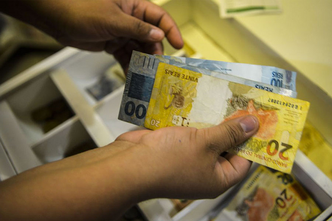 Beneficiários com NIS final 5 recebem hoje Auxílio Brasil - News Rondônia
