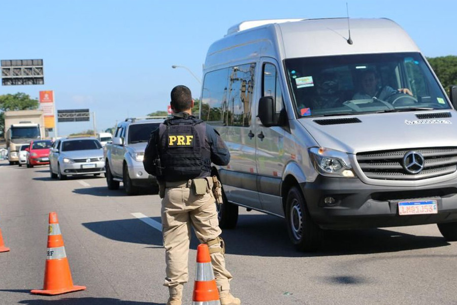 PRF ampliará fiscalização nas estradas no feriado prolongado do dia 15 - News Rondônia