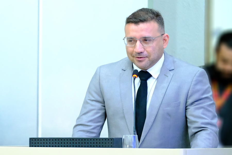 Deputado Ribeiro do Sinpol ressalta nova grade de cursos na Escola do Legislativo - News Rondônia