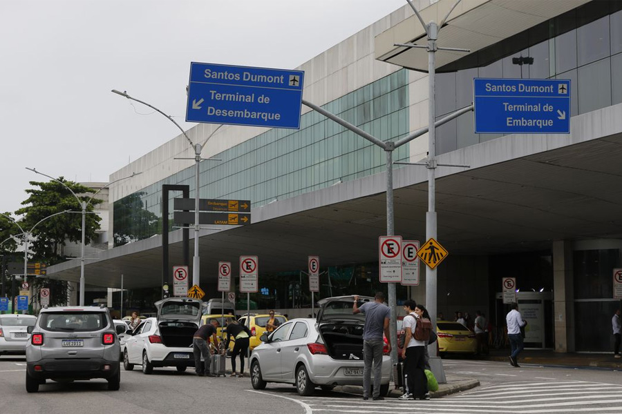 Passageiros podem pedir reembolso de gastos pela greve de aeronautas - News Rondônia